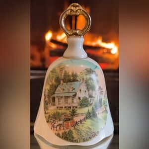 1976 Porcelain Bell
